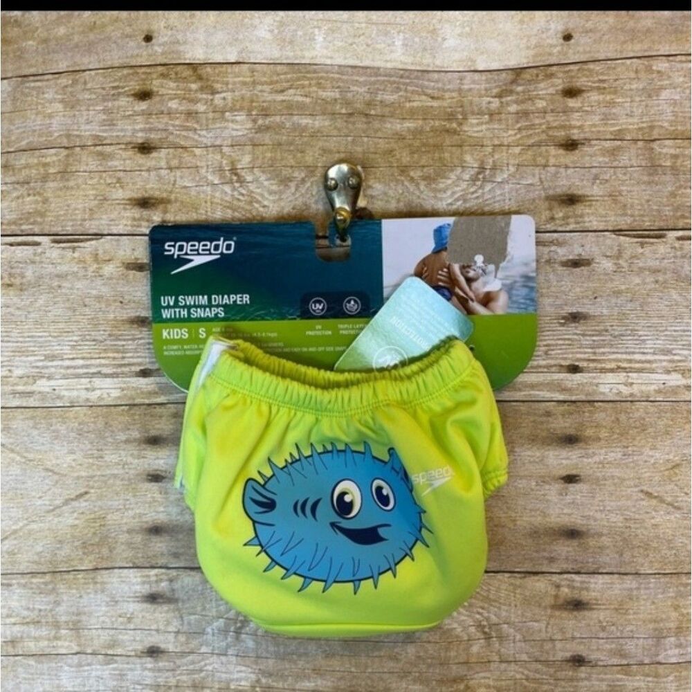 New Speedo swim diaper size small 6 months.15 to 18 1bs. Soft/absorbent/…